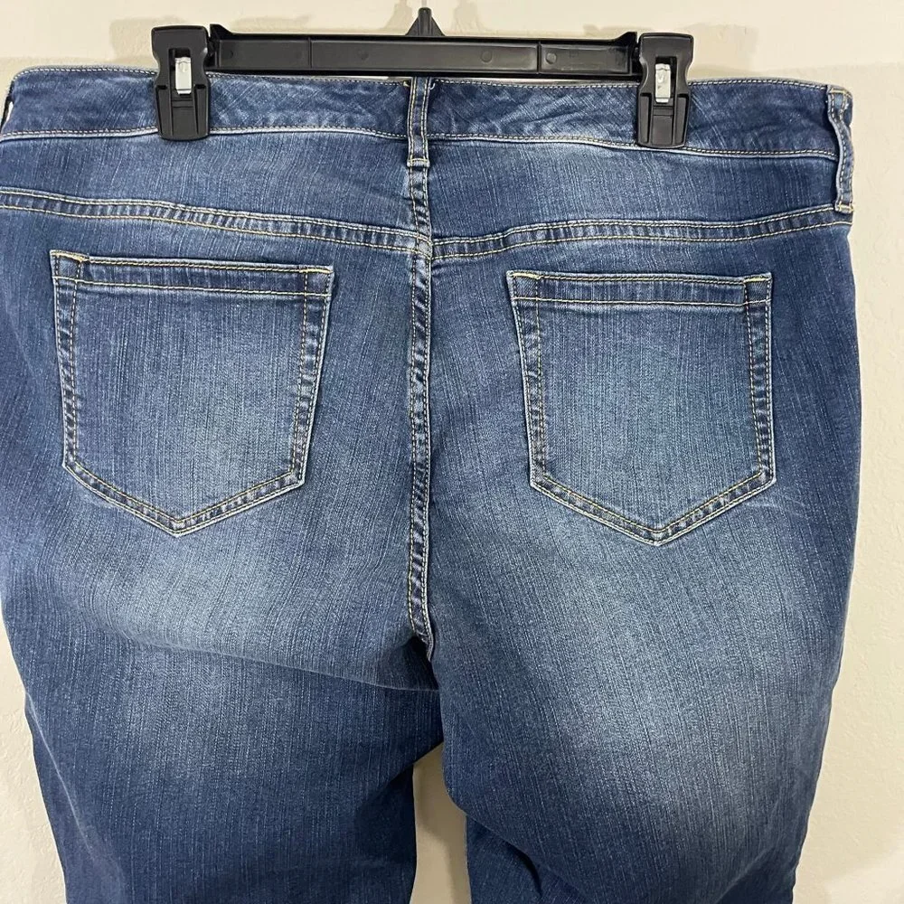 NWOT Torrid Plus Size Dark Wash Slim Boot Cut Jeans Size 18 Style 11426225